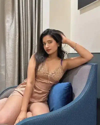 Call Girls Sadabad Cash On Delivery